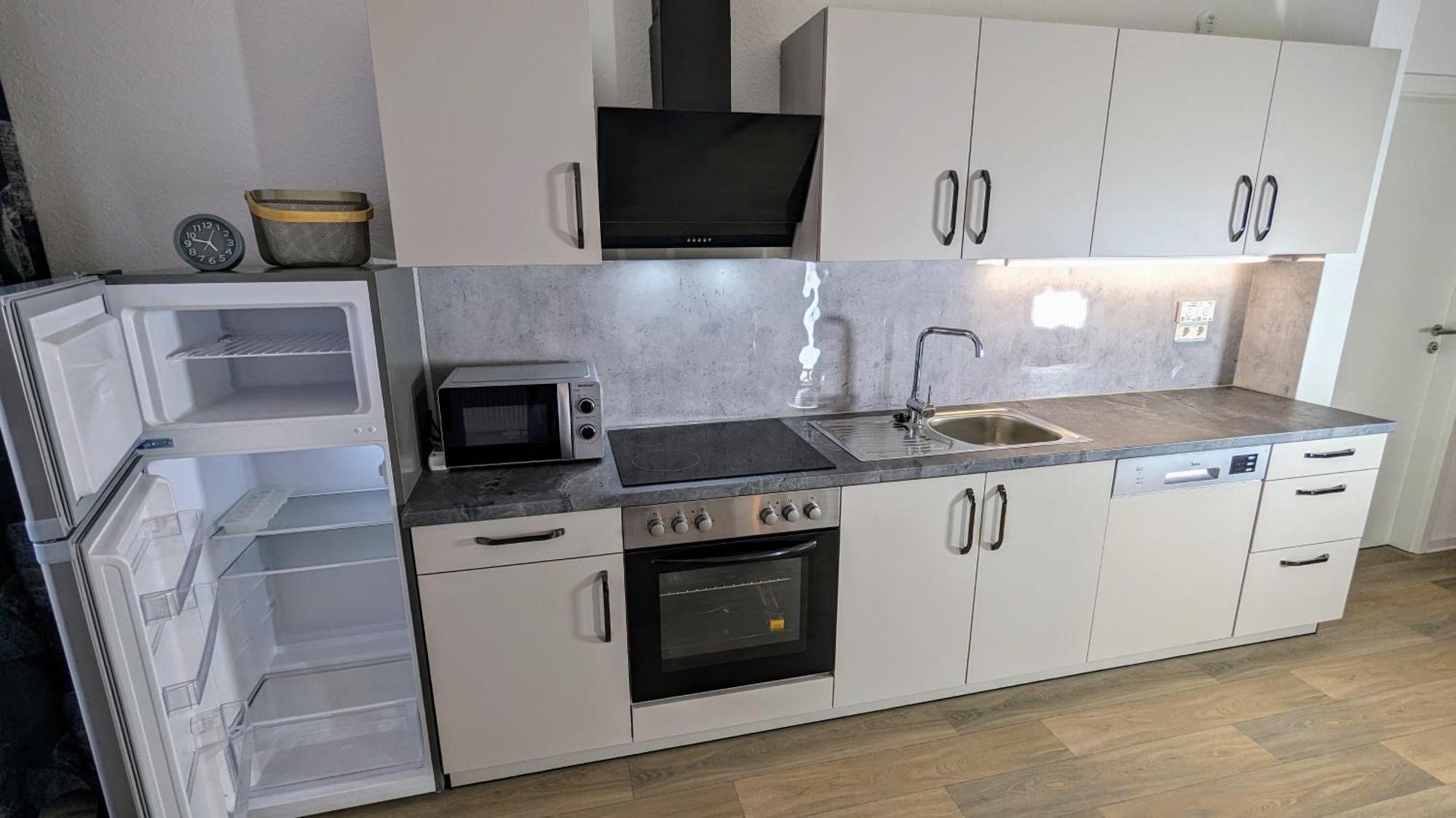 Fewo Urban Gotha-Apartment Ekhof- Am Schlosspark- Parken An Der Der Tuer- Barrierefrei, 900 Meter Zum Bahnhof - Wallbox Dış mekan fotoğraf