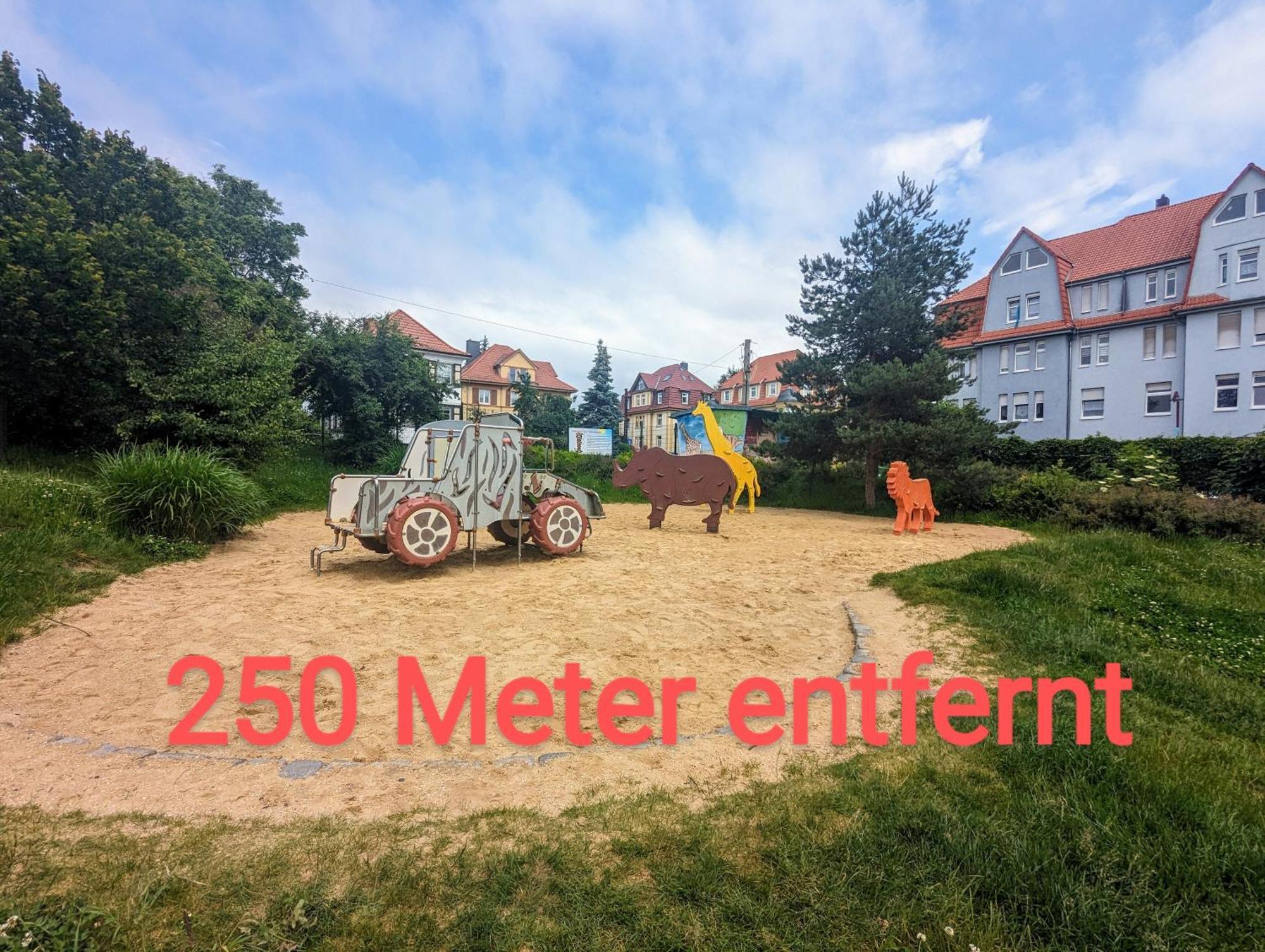 Fewo Urban Gotha-Apartment Ekhof- Am Schlosspark- Parken An Der Der Tuer- Barrierefrei, 900 Meter Zum Bahnhof - Wallbox Dış mekan fotoğraf