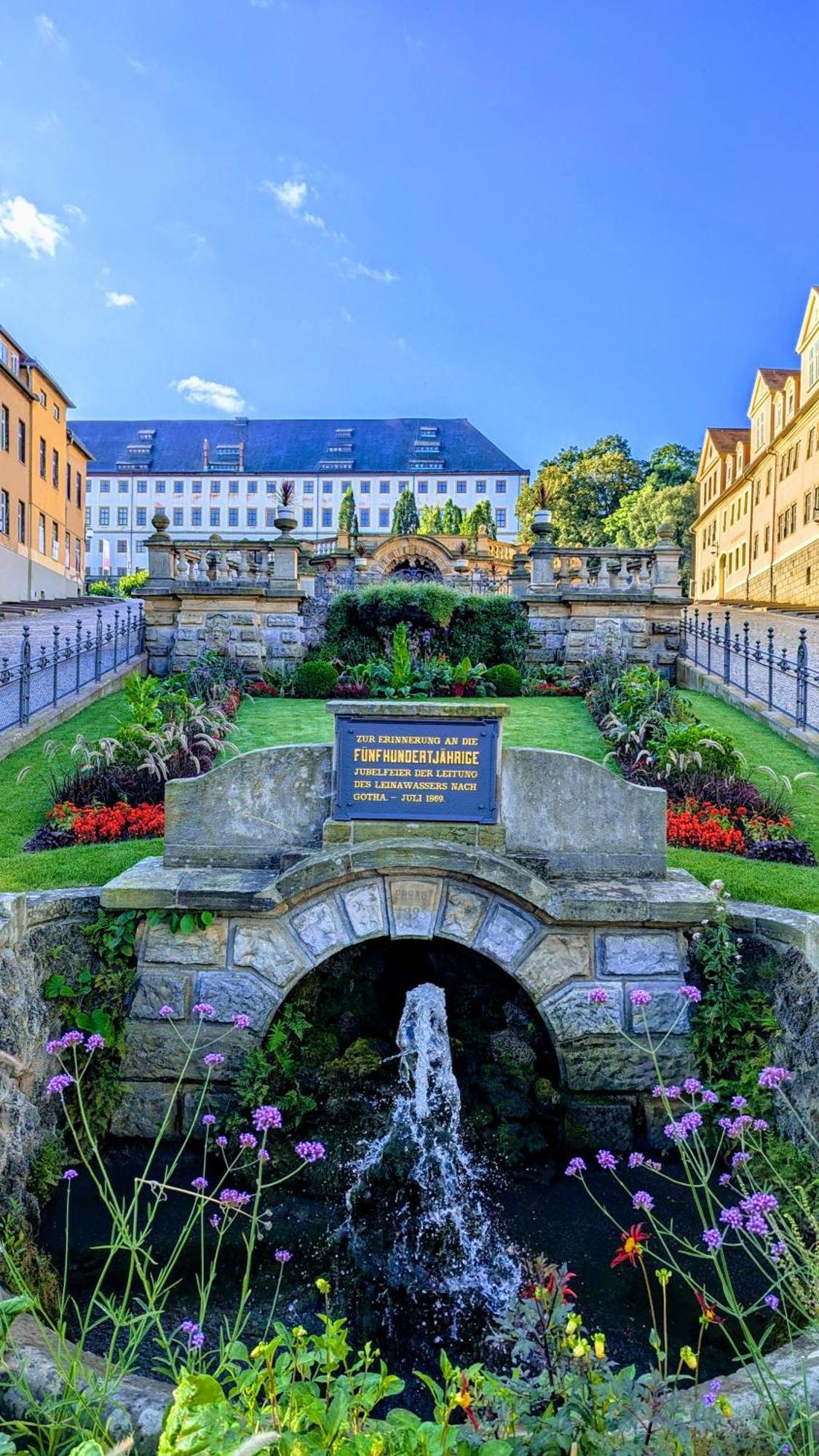 Fewo Urban Gotha-Apartment Ekhof- Am Schlosspark- Parken An Der Der Tuer- Barrierefrei, 900 Meter Zum Bahnhof - Wallbox Dış mekan fotoğraf