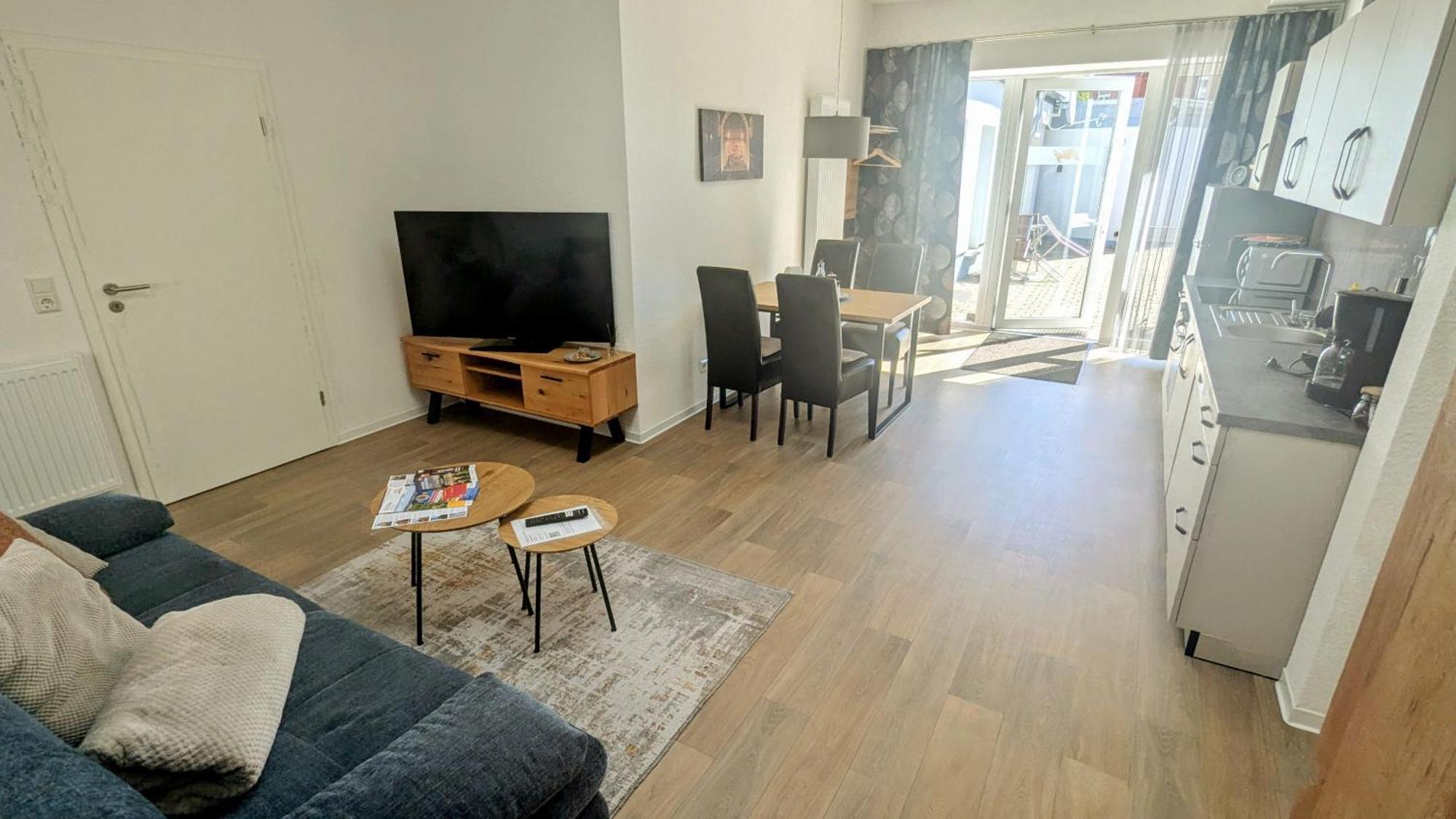 Fewo Urban Gotha-Apartment Ekhof- Am Schlosspark- Parken An Der Der Tuer- Barrierefrei, 900 Meter Zum Bahnhof - Wallbox Dış mekan fotoğraf