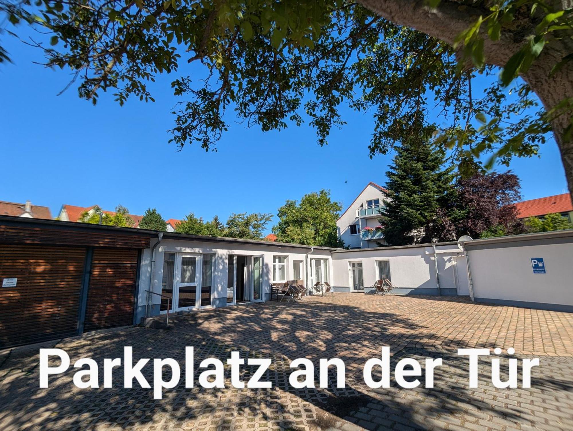 Fewo Urban Gotha-Apartment Ekhof- Am Schlosspark- Parken An Der Der Tuer- Barrierefrei, 900 Meter Zum Bahnhof - Wallbox Dış mekan fotoğraf